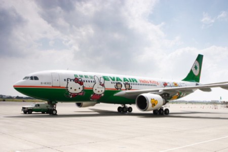 Hello_Kitty_Taiwan_EVA_Airways.jpg